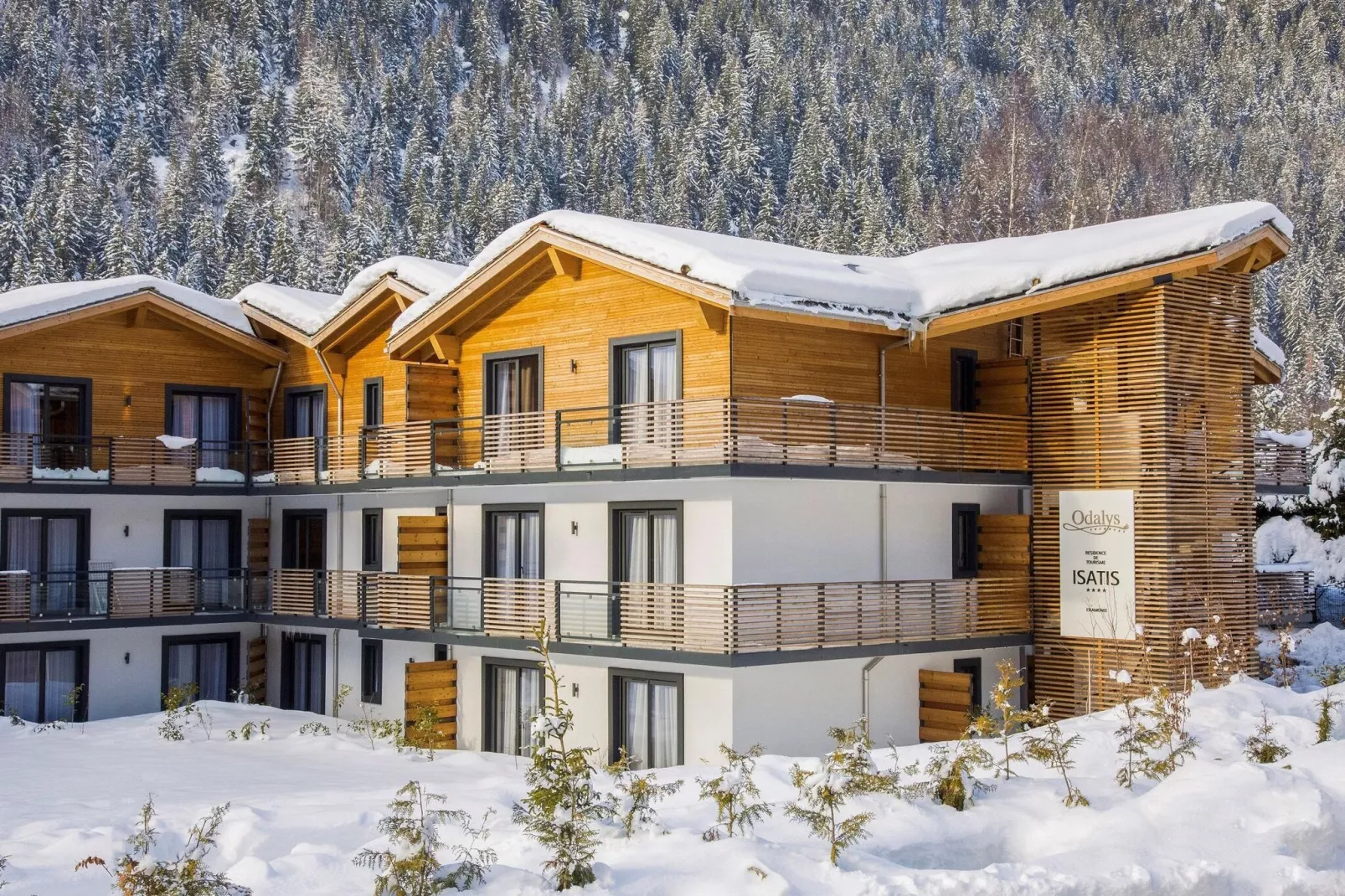 Isatis 4-Exterior winter