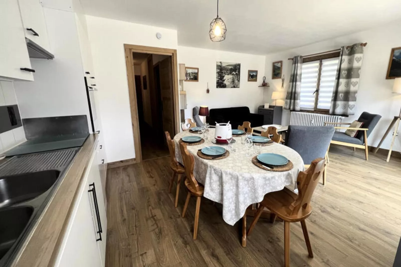 Appartements à La Clusaz-Dining room