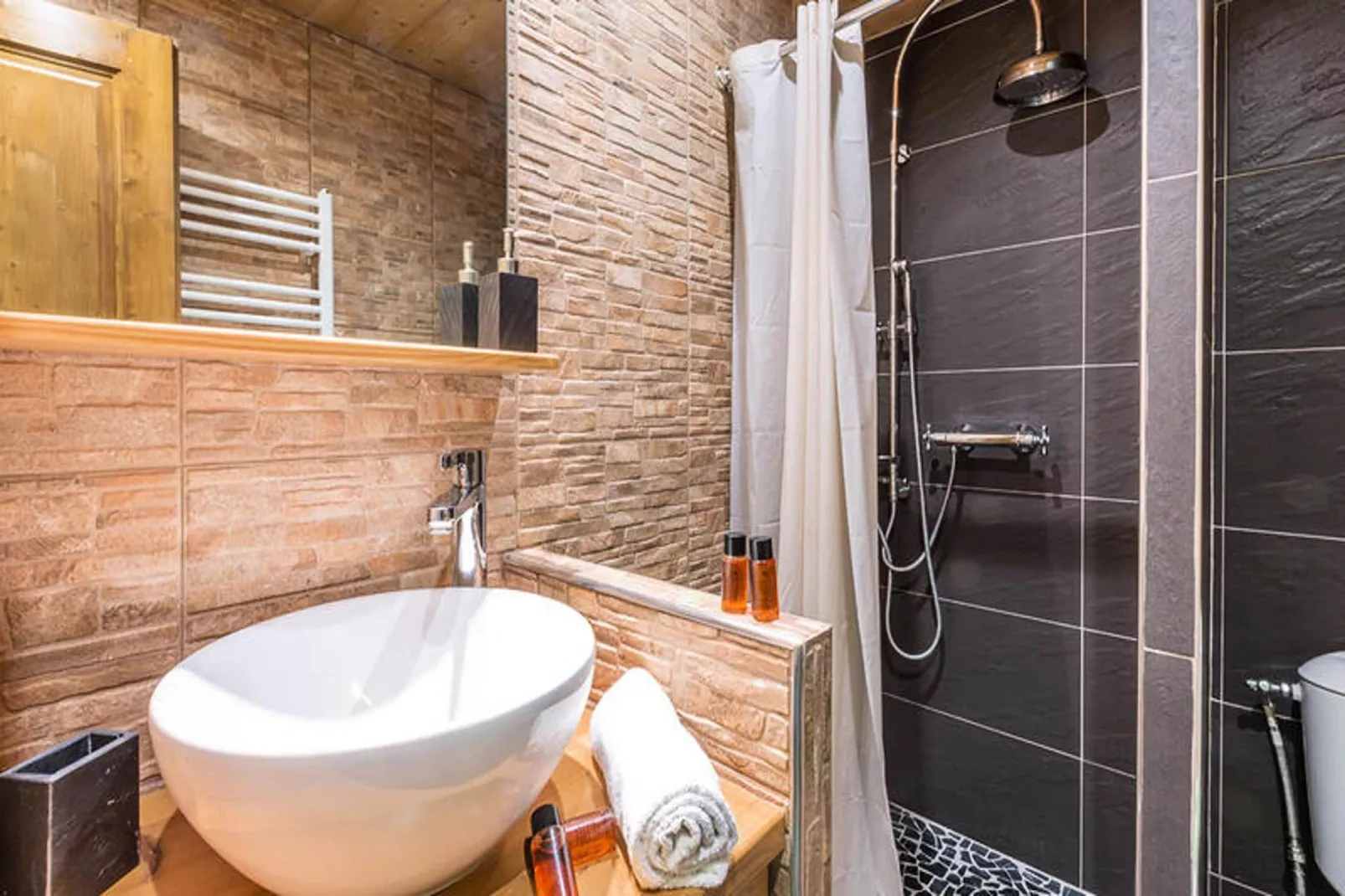 Résidence Moraine-Bathroom