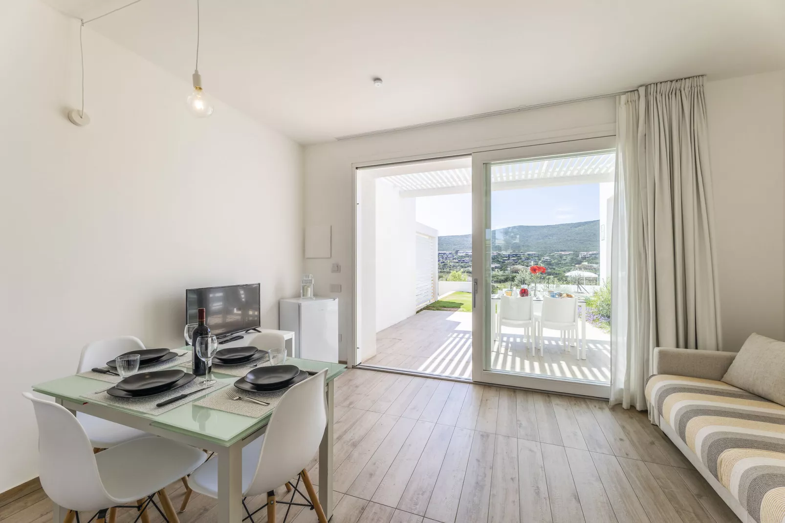 Residence Capo Falcone Stintino "Bilo 4 Premium"-Esszimmer