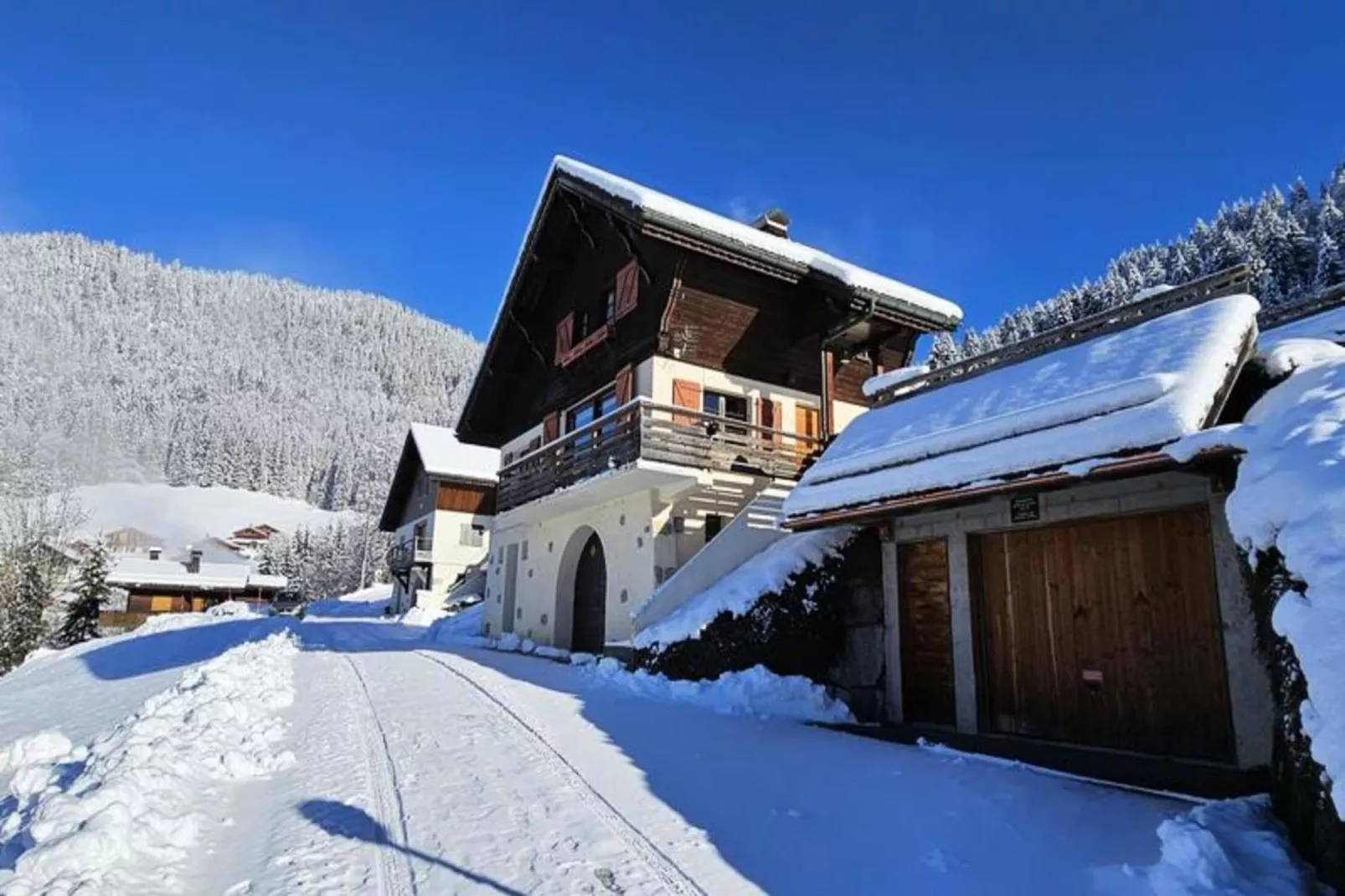 Résidence Foret-Exterior in summer