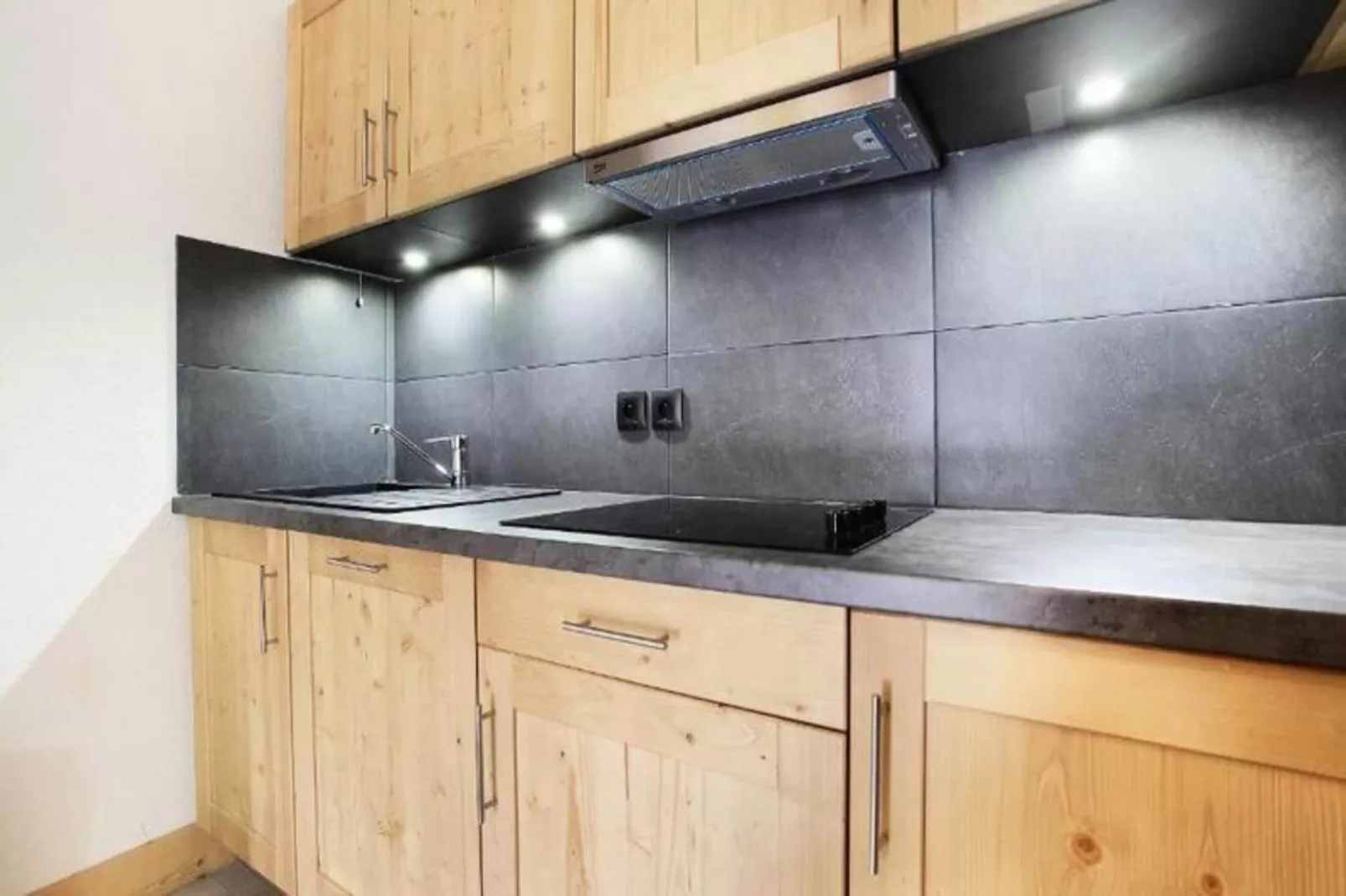 Résidence Prestige Odalys Les Fermes de Châtel-Kitchen