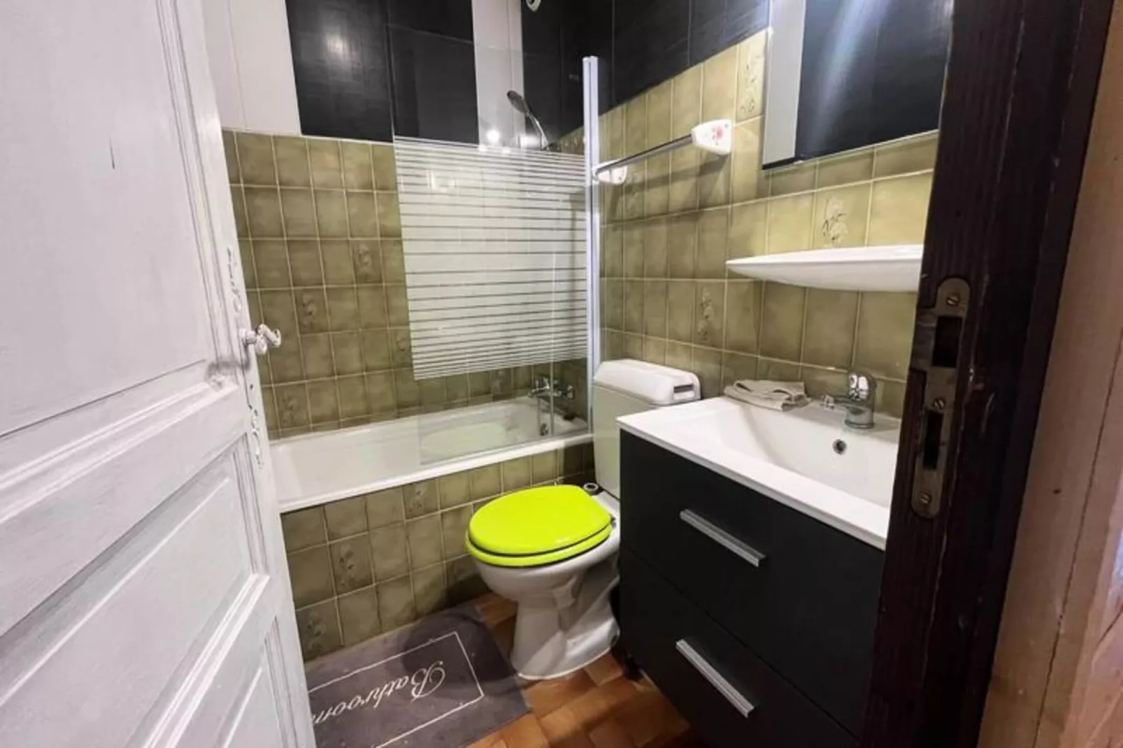 Résidence Le Sylvia-Badezimmer