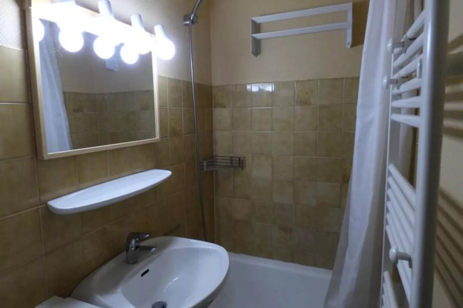 Résidence Fougere-Bathroom