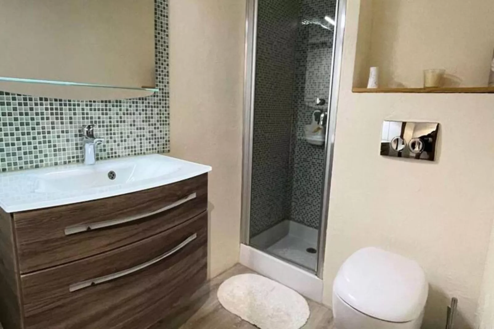 Résidence Millepertuis B-Bathroom