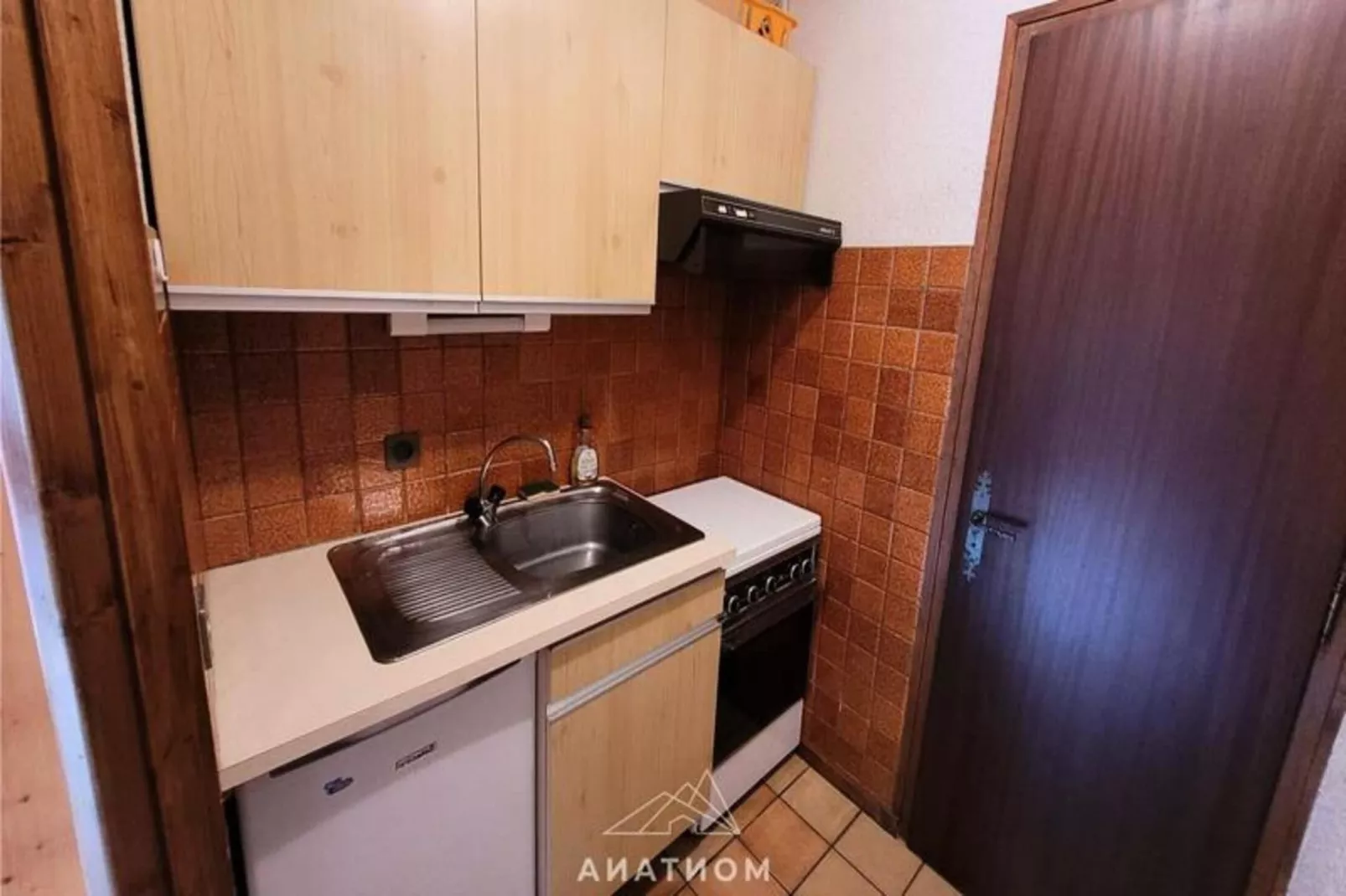 Résidence Eparvi-Kitchen