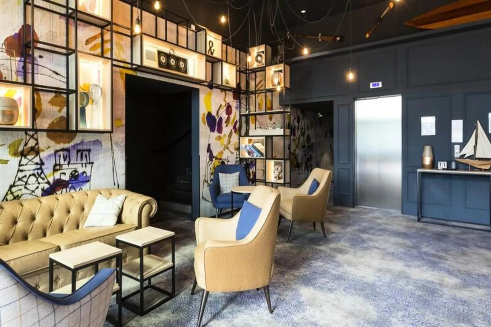 Appart'hôtel Odalys Paris XVII-Exterior in summer