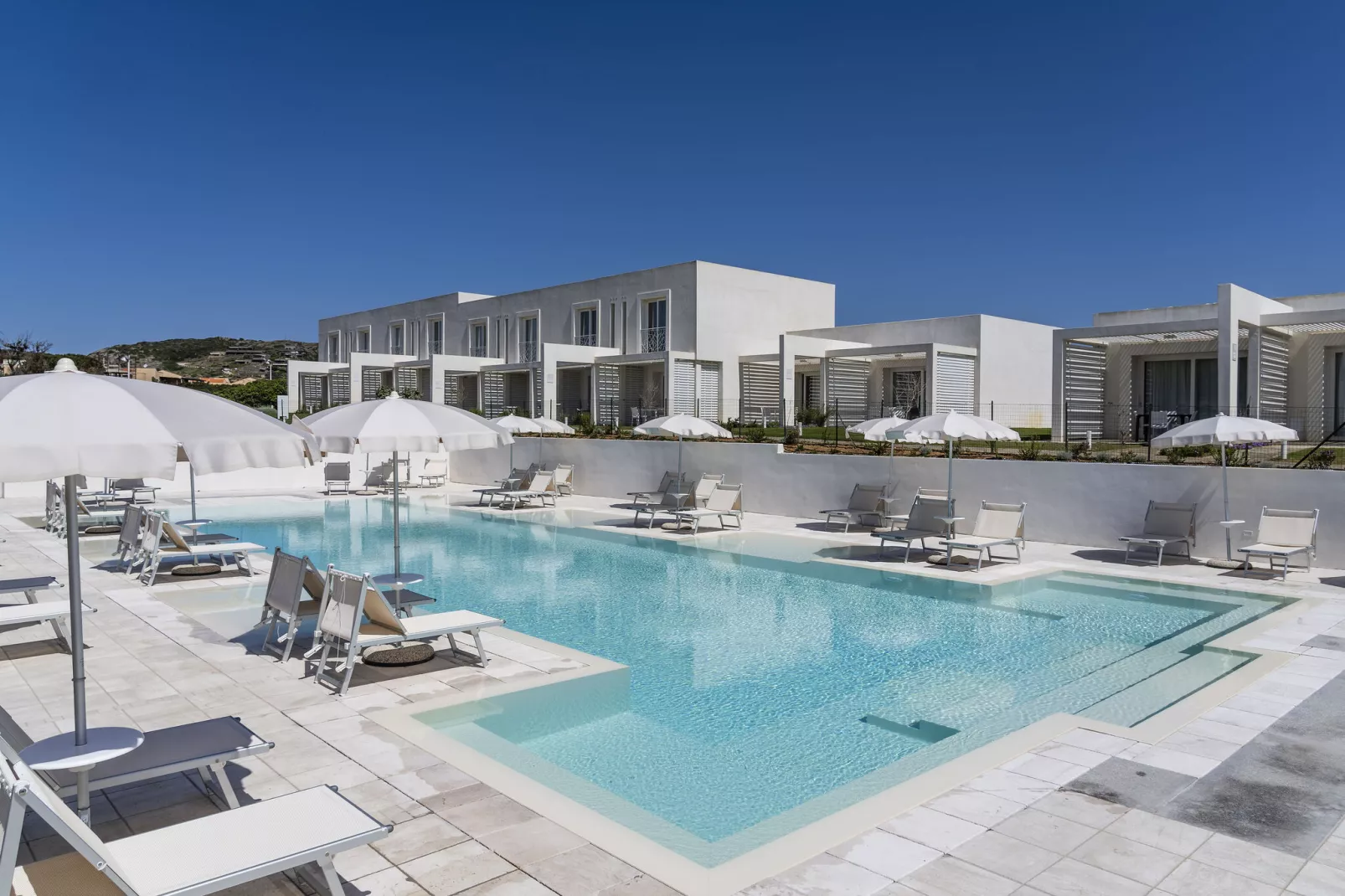 Residence Capo Falcone Stintino "Trilo 6 Premium"-Pool
