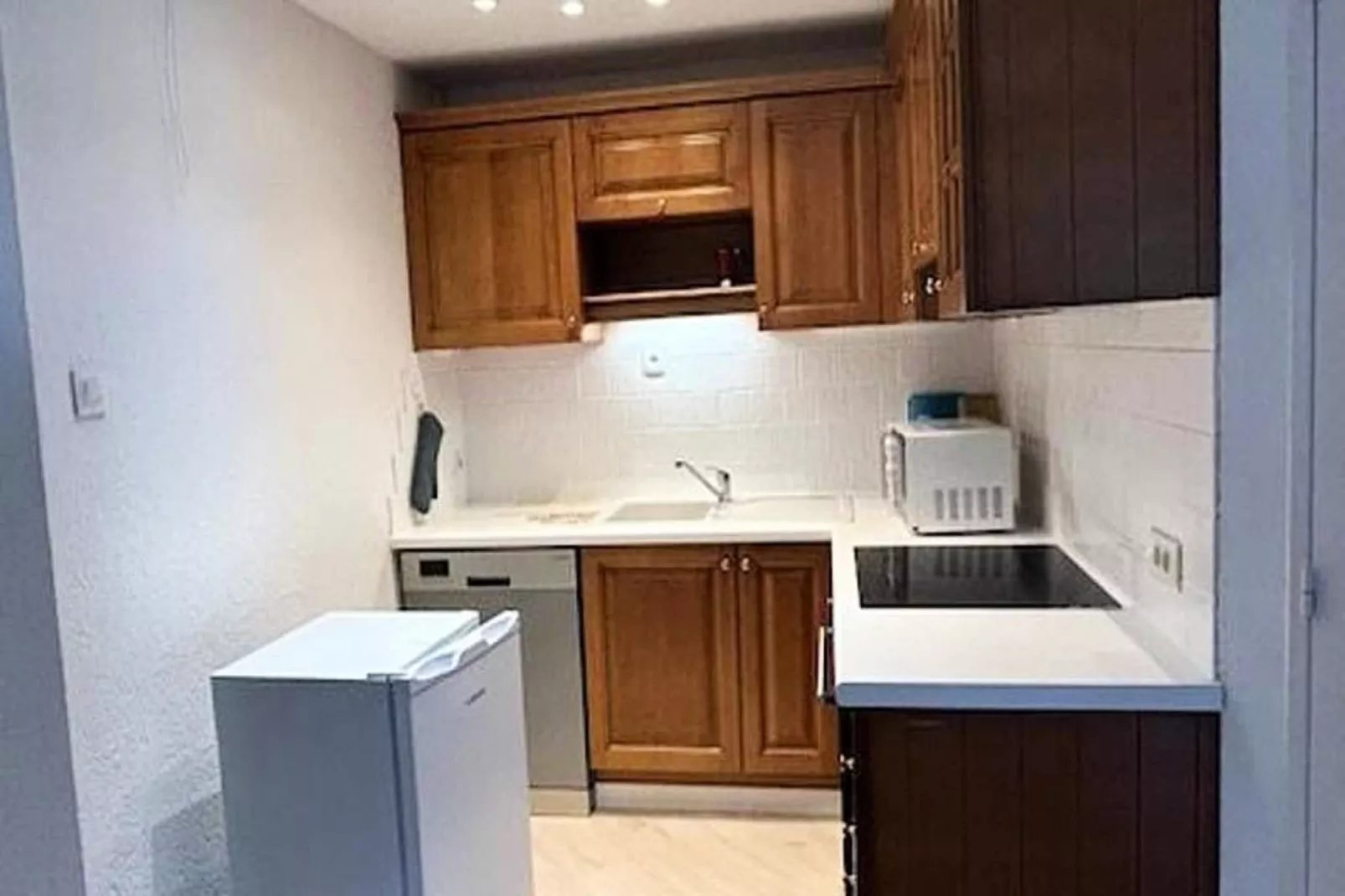 Résidence Marines D'aryana-Kitchen