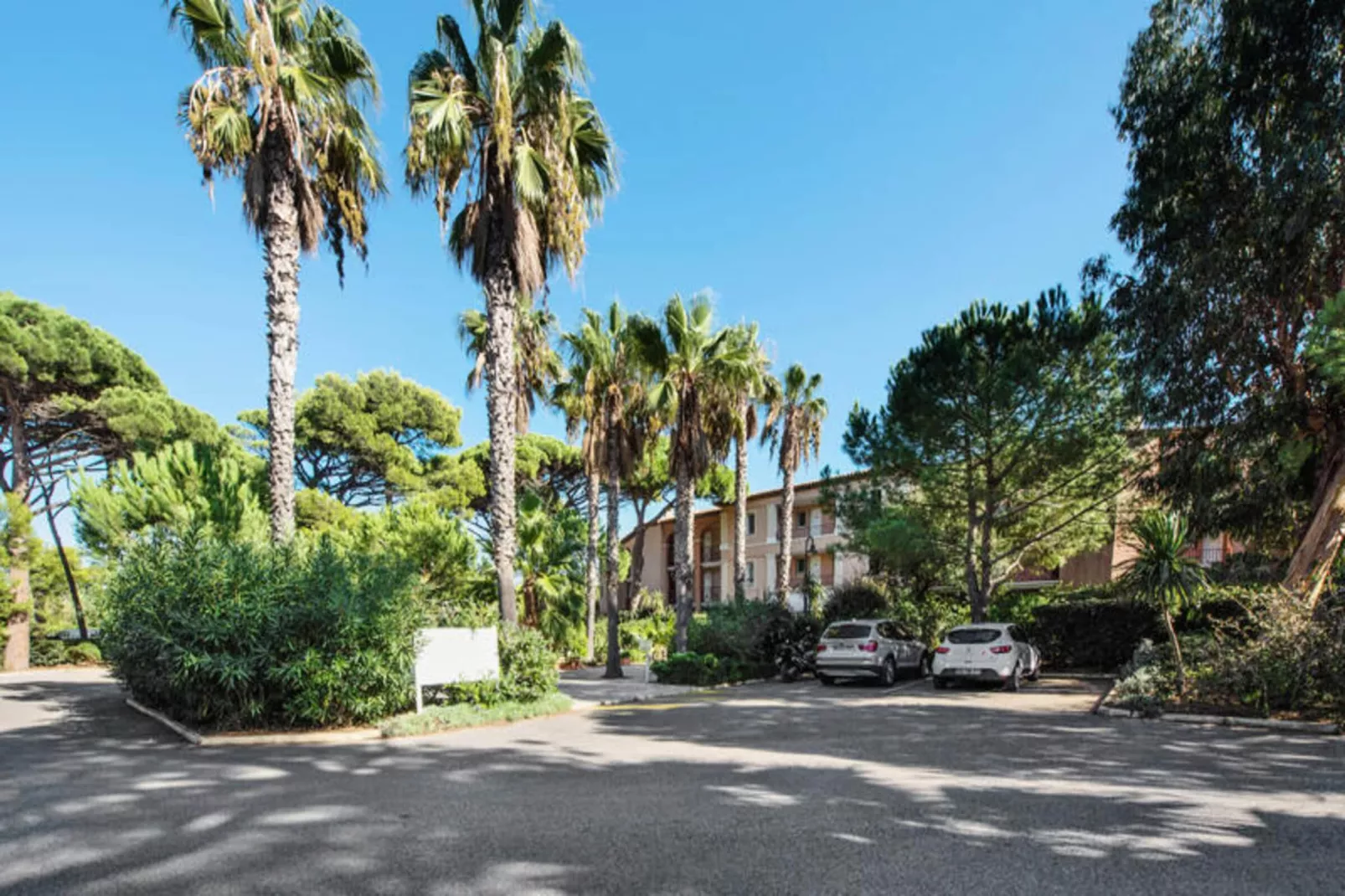 Résidence La Pinède - maeva Home-Aussicht Sommer