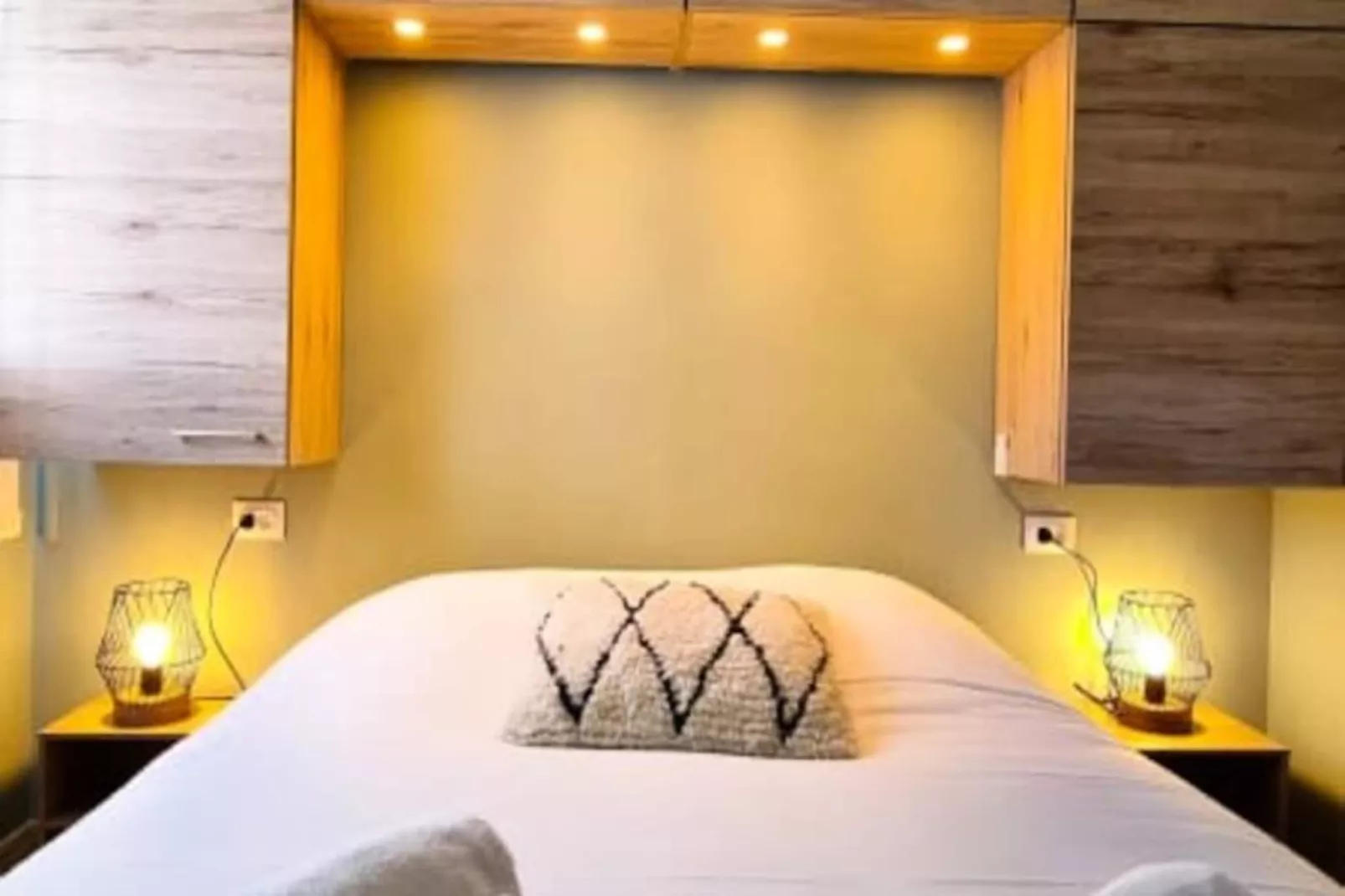 Appartement 4pers - Acc&egrave;s Direct &agrave; La Plage/ Fr&eacute;jus-Image-tags.