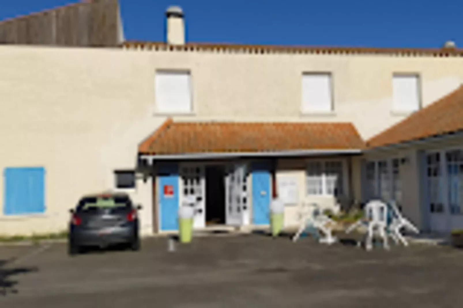 Villa Californie - Domaine Le Sherwood-Exterior in summer