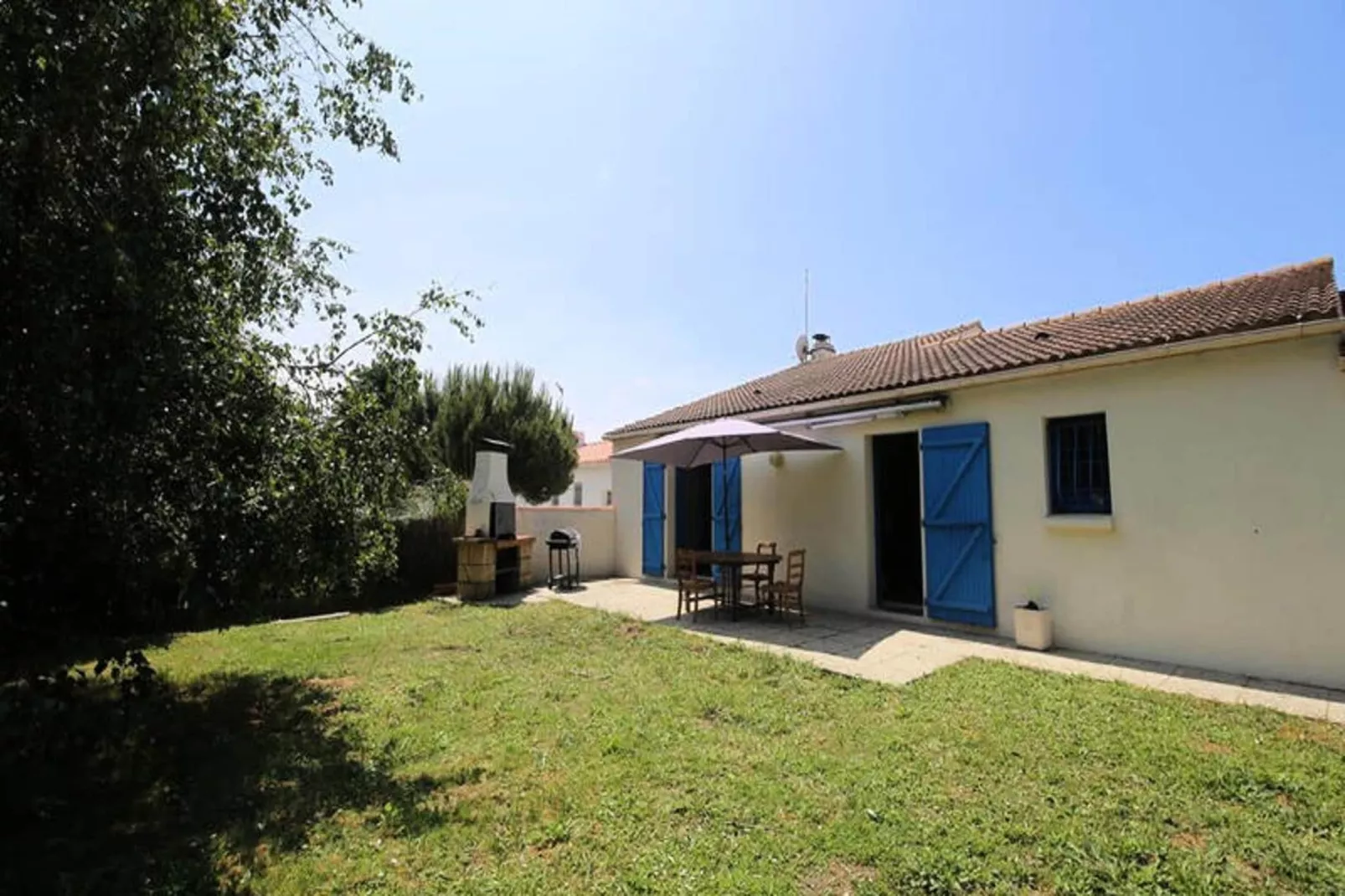 Maison à Saint-Hilaire-de-Riez-Jardins en été