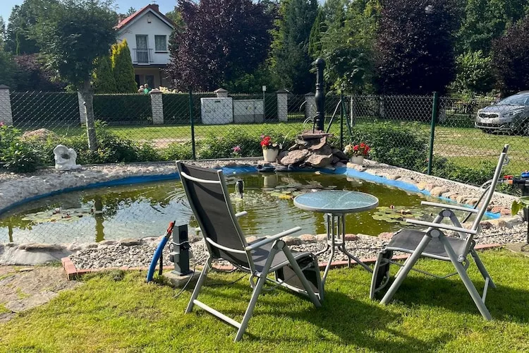 Dom wakacyjny w Krzyni dla max 5 osób-Garten Sommer