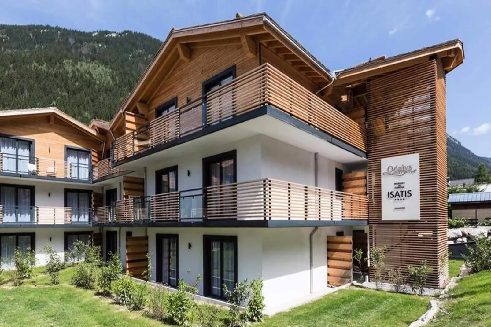 Résidence Prestige Odalys Isatis****-Außenbereich Sommer