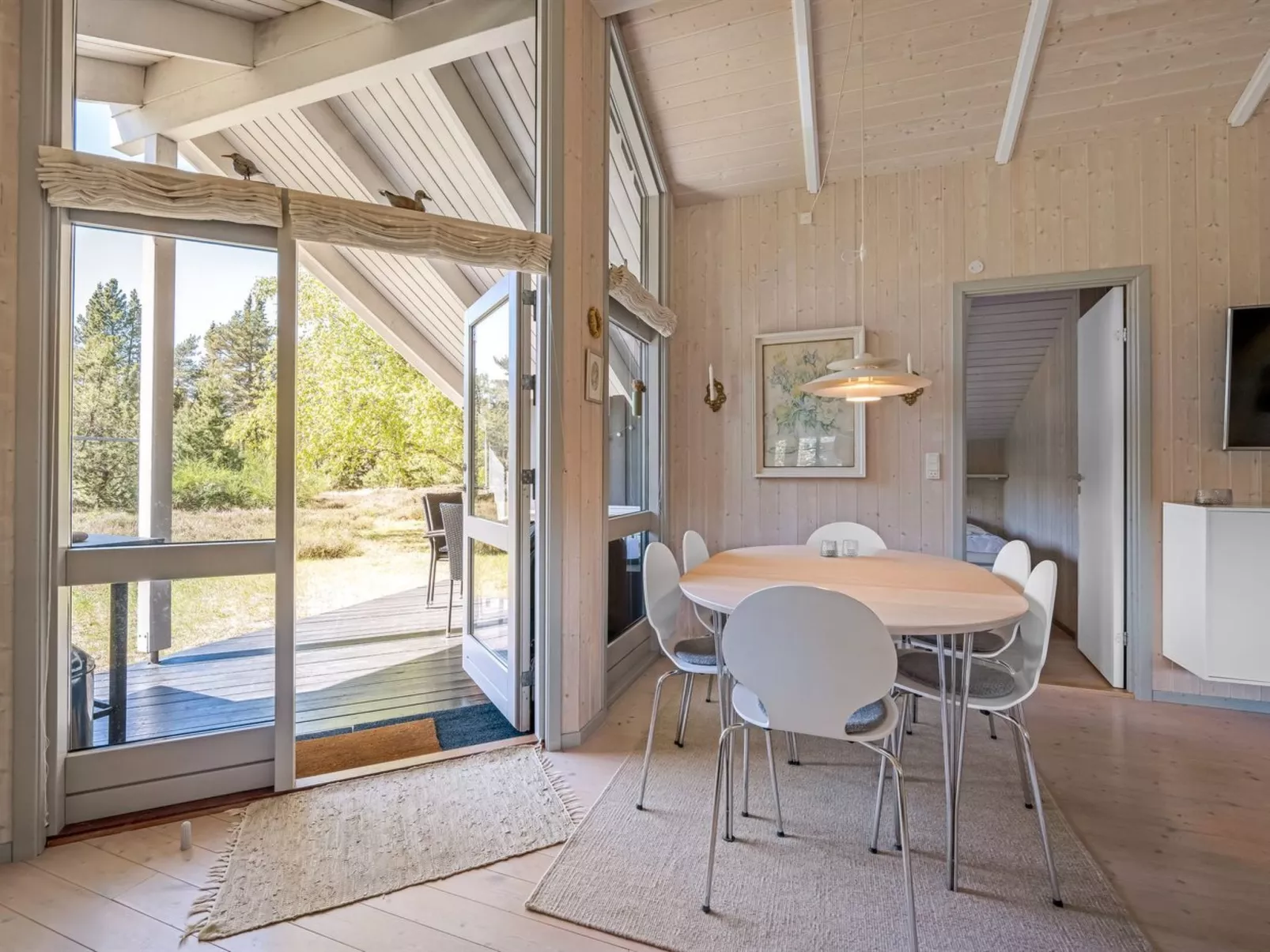 "Elba" - 275m to the fjord-Inside