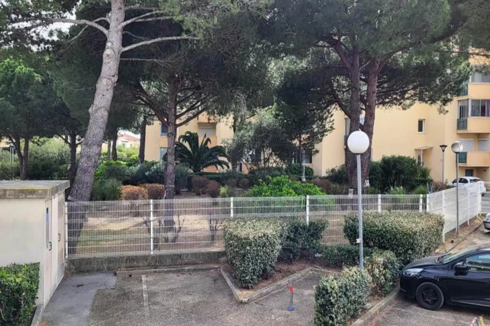 Résidence La Cigale De Mer &agrave; 100 M De La Plage Et Du Centre Ville Du Grau Du Roi-Aussicht Sommer