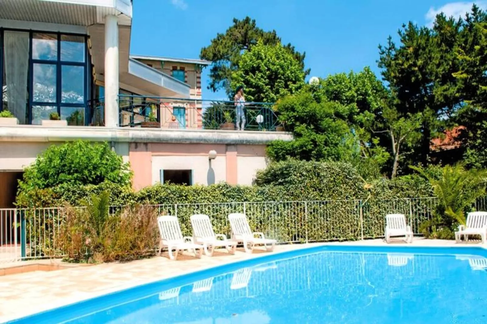 Résidence Villa Régina - Vacances Bleues-Außenbereich Sommer