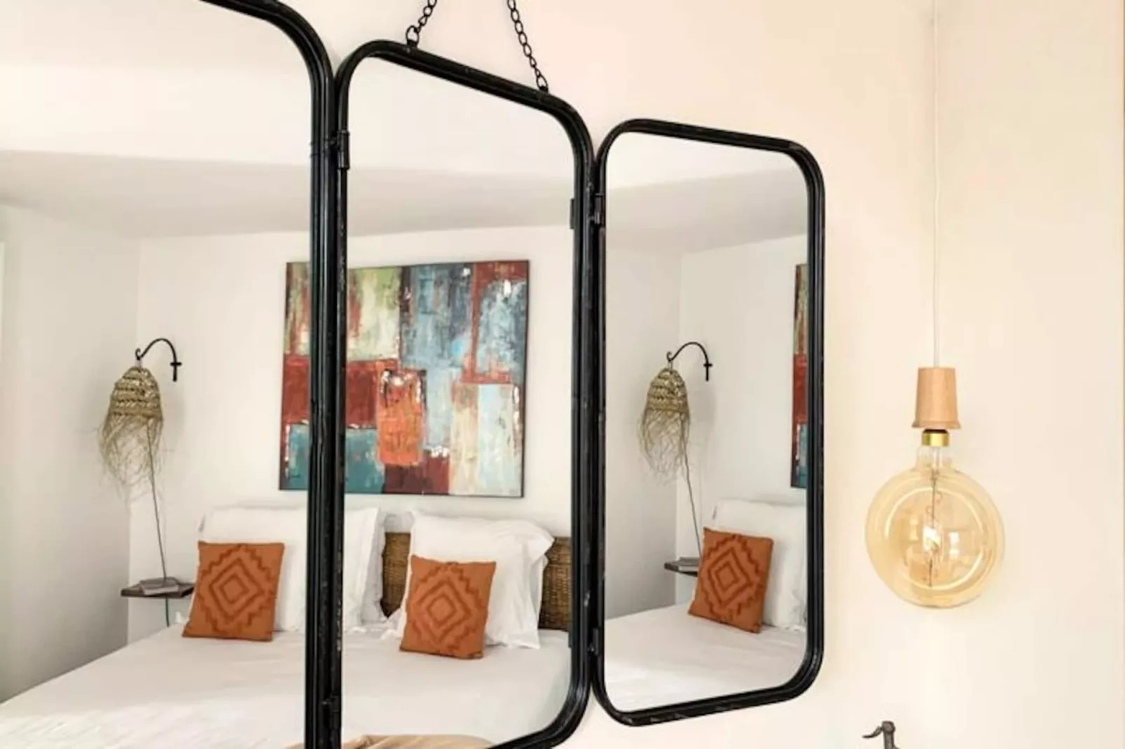 La Terrasse Bazille-Image-tags.