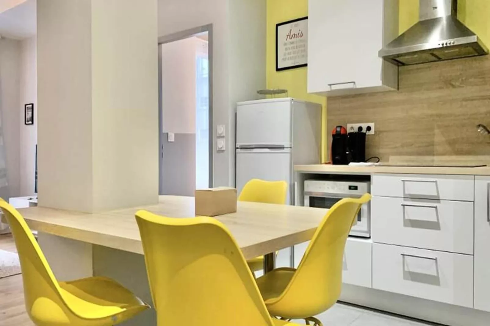 | Hello Sunshine ☀️| T3 6 Couchages| Caserne De Bonne-Esszimmer