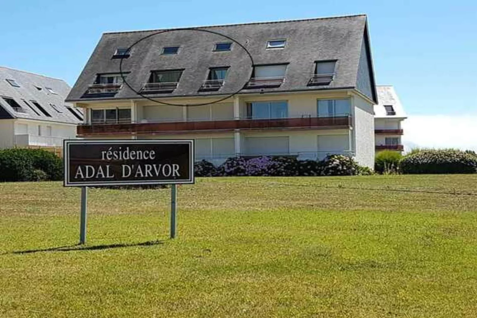 Résidence Les Pavois-Zones été à 1 km