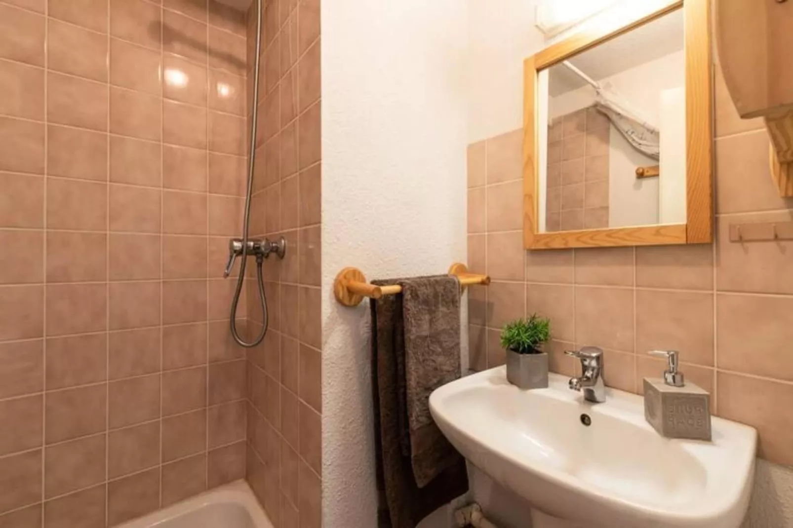 Résidence Village Des Thermes-Salle de bain