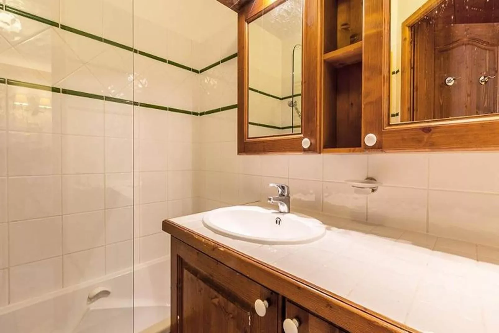 Résidence Les Hauts Bois-Badezimmer