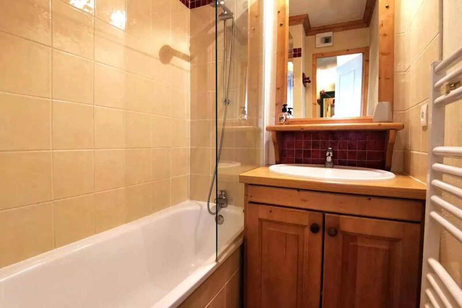 Résidence Valeriane-Salle de bain