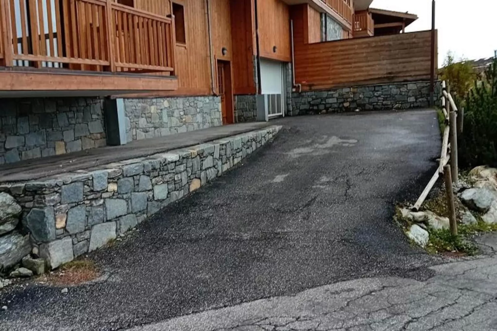 Résidence L'iseran-Image-tags.