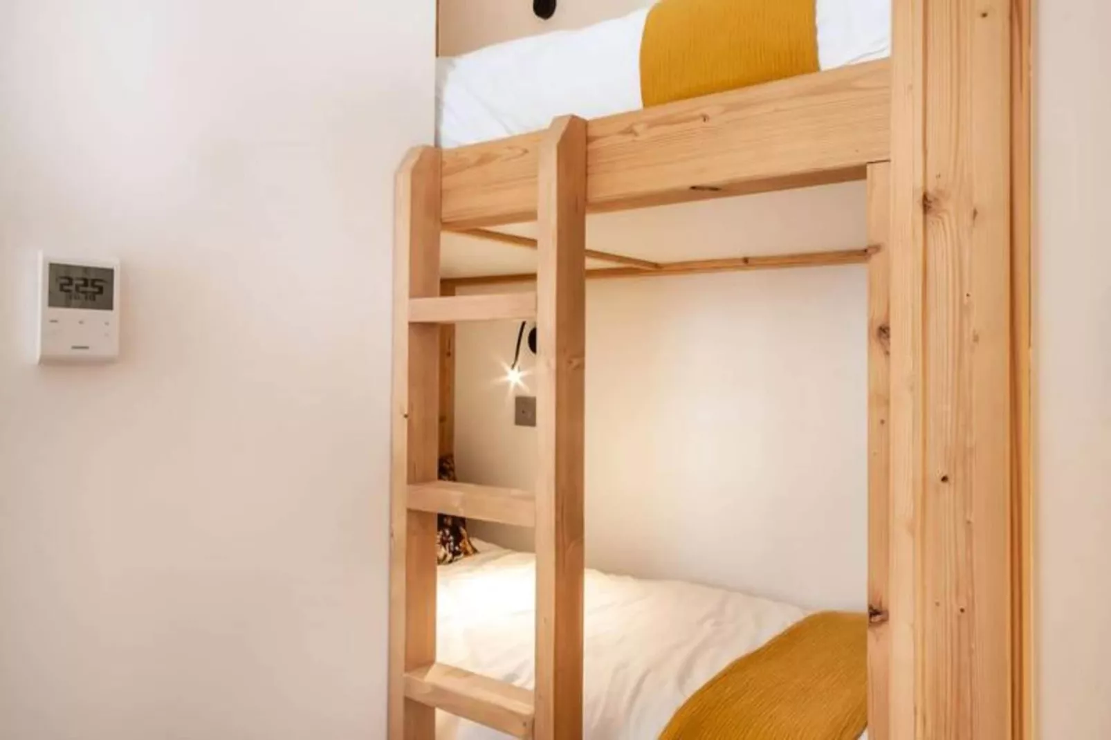 Résidence Les Portes Du Pleney-Bedroom