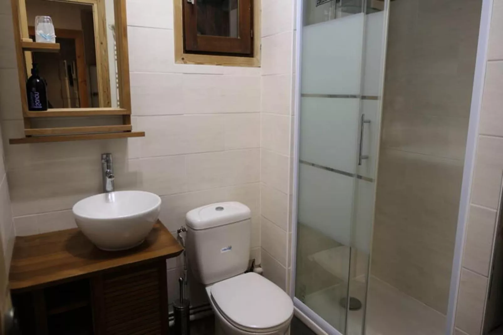 Les Chalet Du Soleil-Bathroom