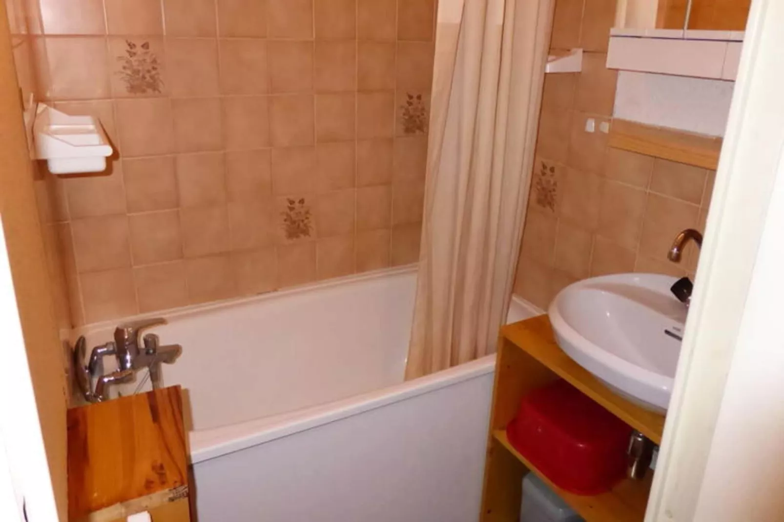 Résidence Borgia-Außenbereich Sommer