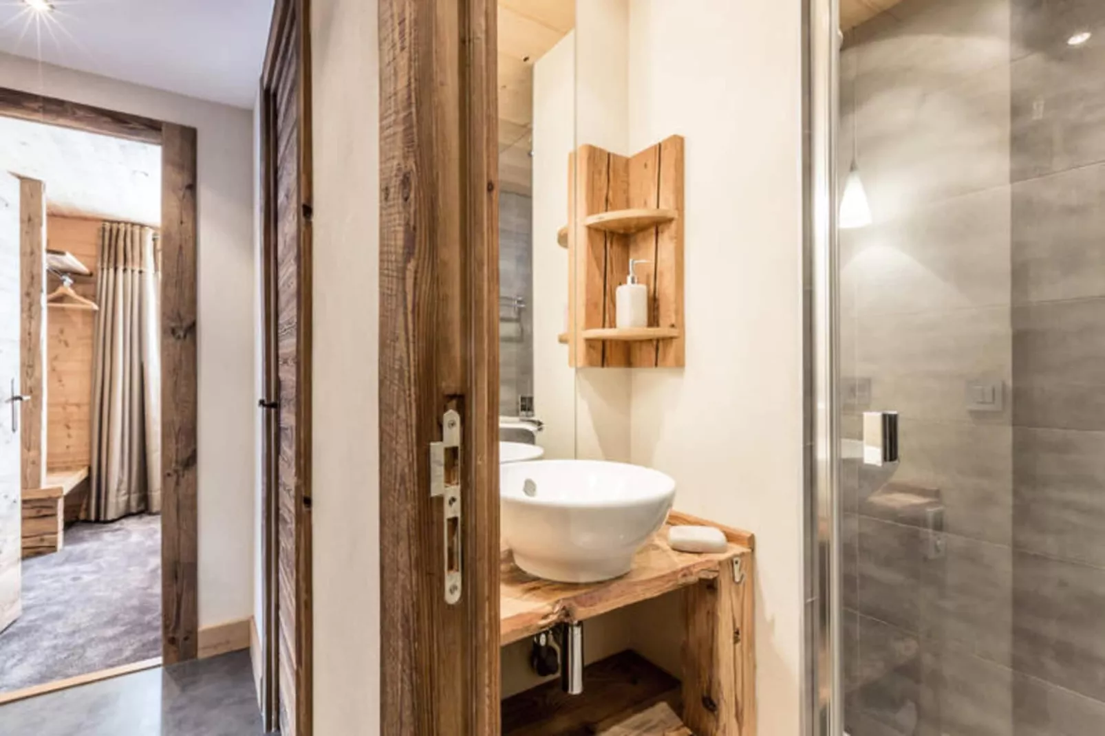 Résidence Pascal-Außenbereich Sommer