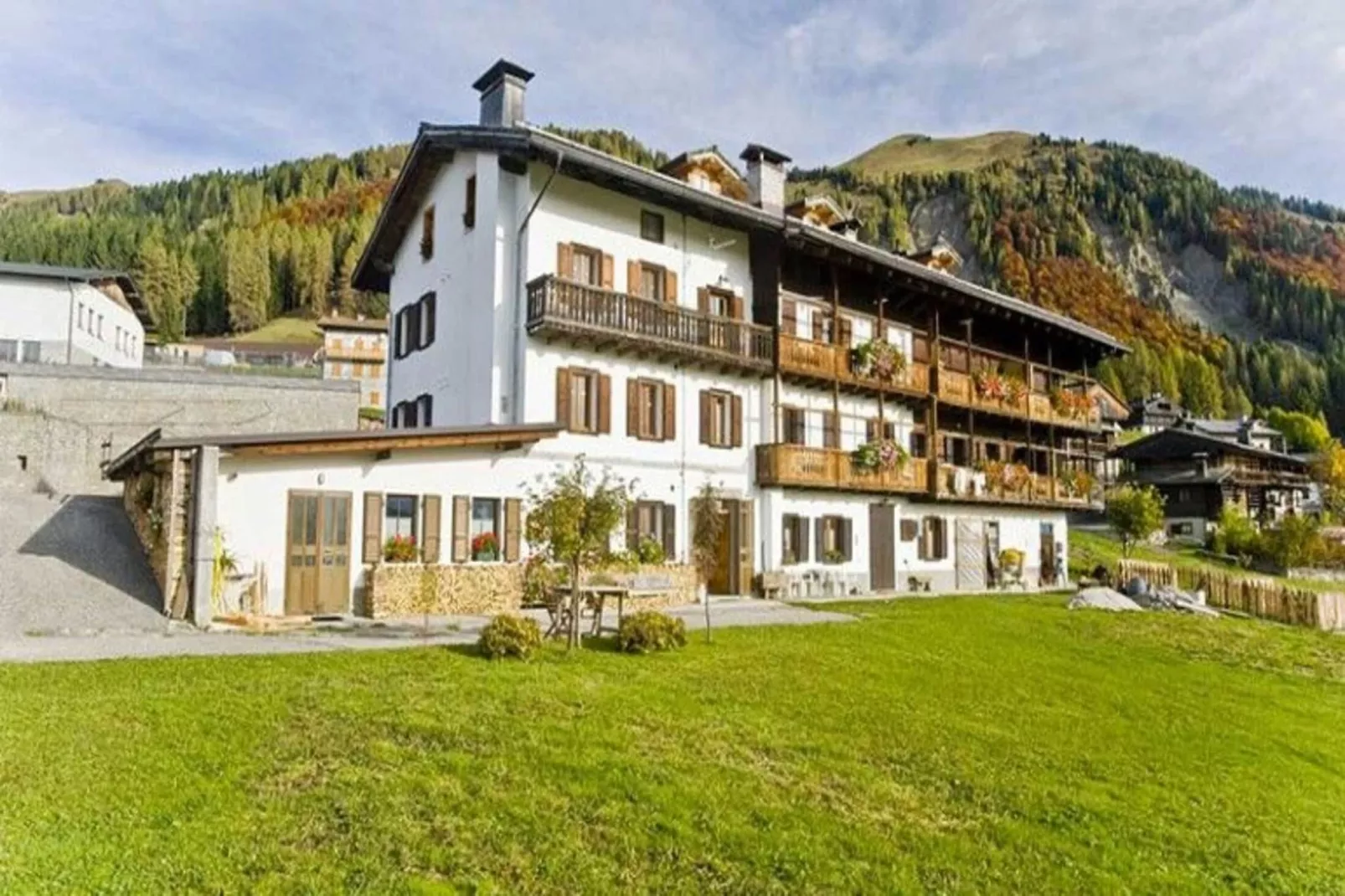 Résidence Les Grandes Alpes****-Areas within 5km in summer