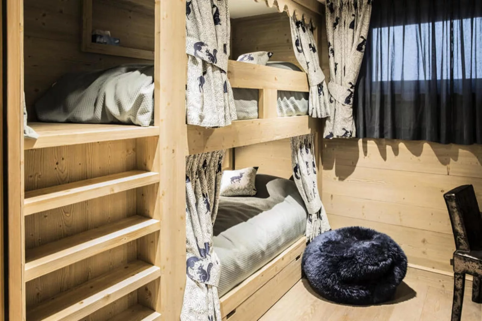 Résidence Explorer Meleze-Exterior in summer