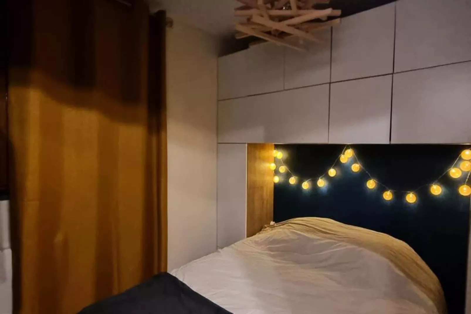 Résidence Les Perthuis-Exterior in summer