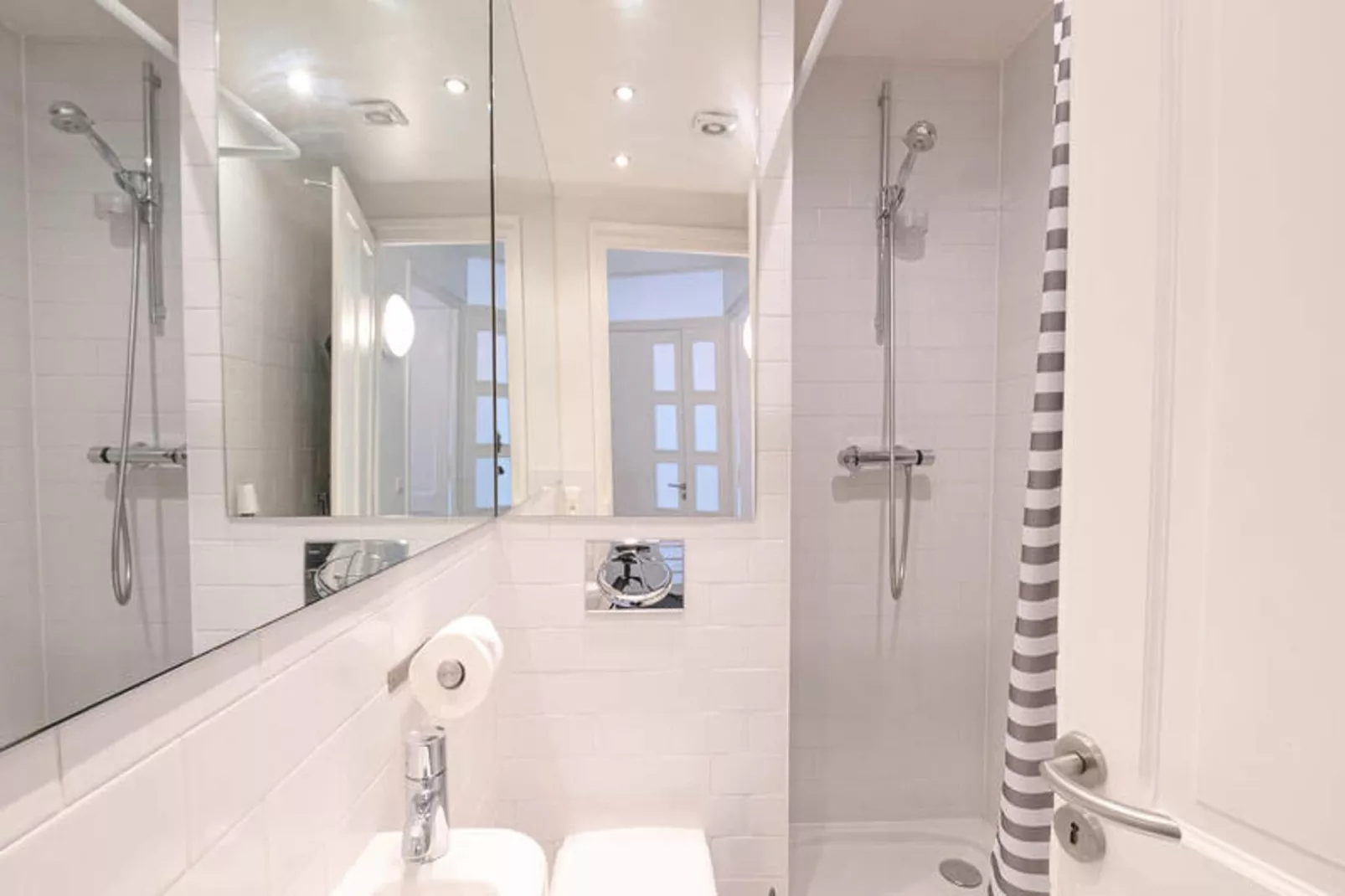 Résidence Majestic-Bathroom