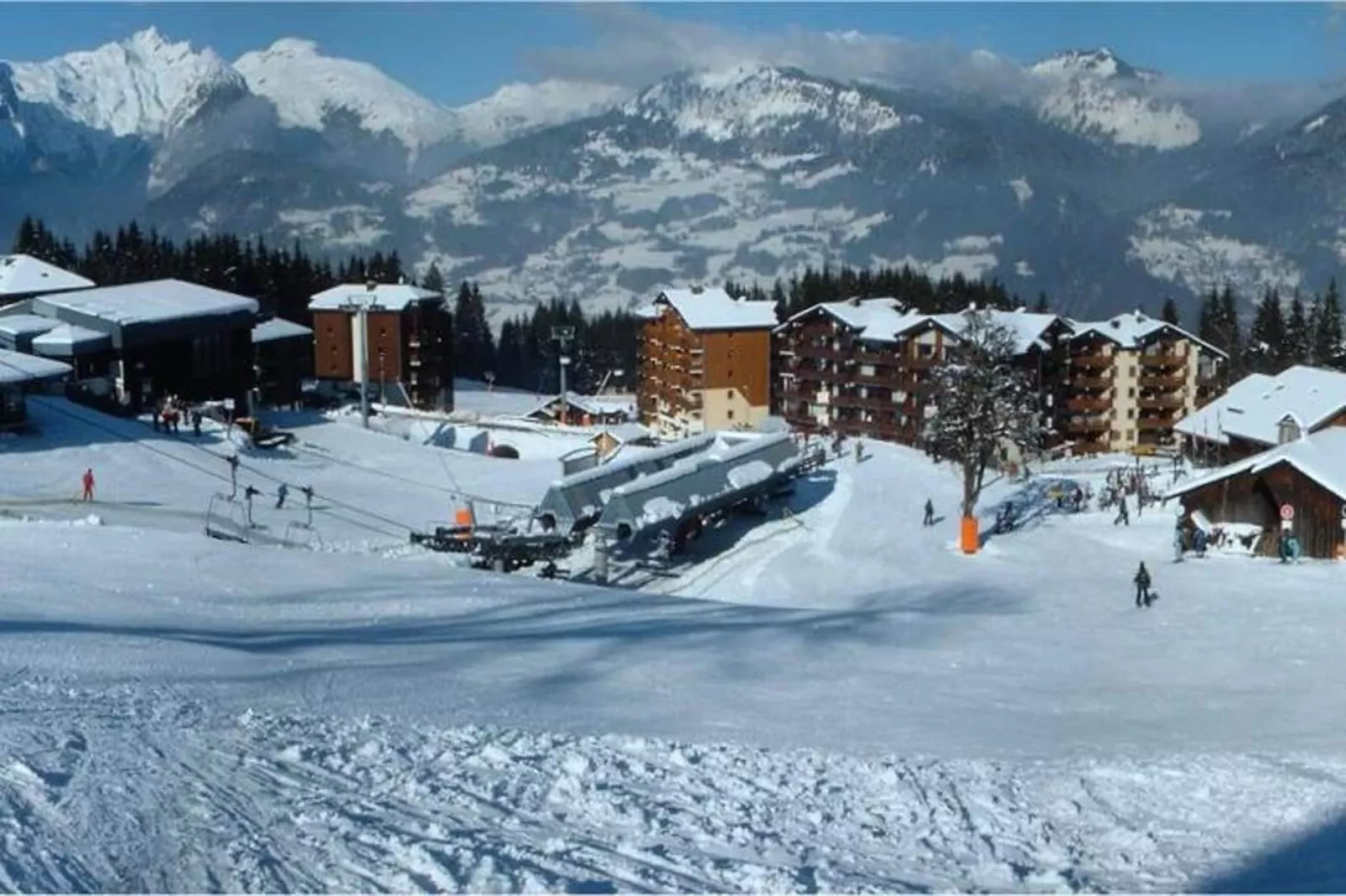 Résidence Refuge De L'alpage Bat F-Area within 1km in winter