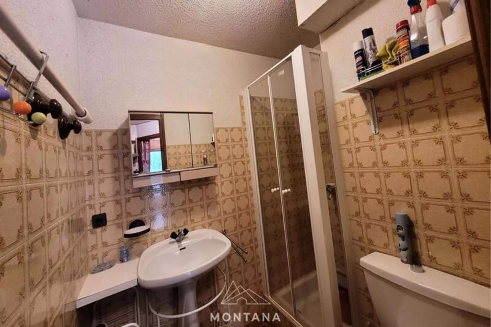 Résidence Eparvi-Bathroom