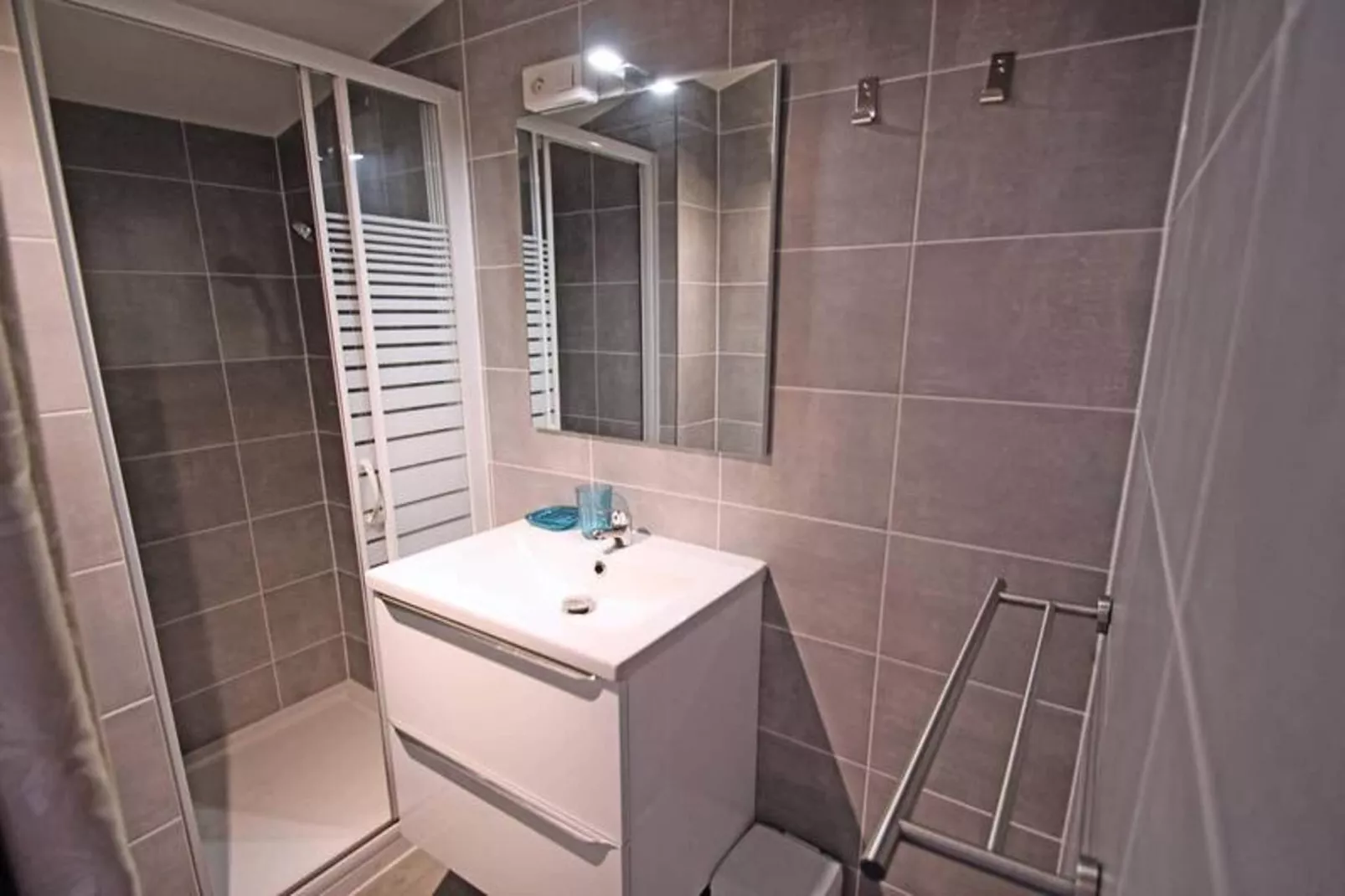 Résidence El Cantarello-Badezimmer