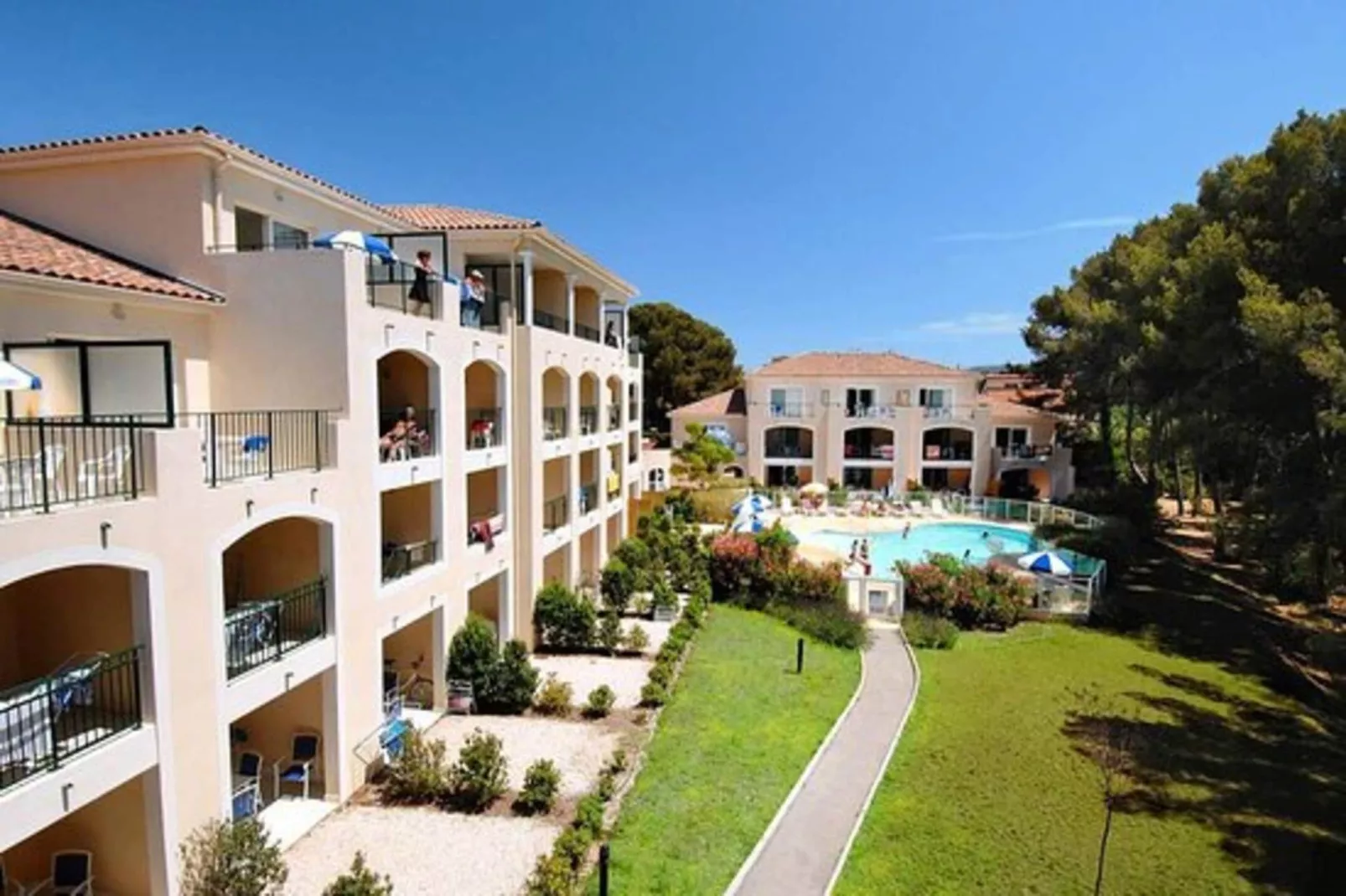 Résidence Olivier-Zones été à 5 km