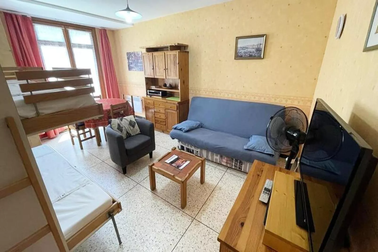 Résidence Les Pins-Bedroom