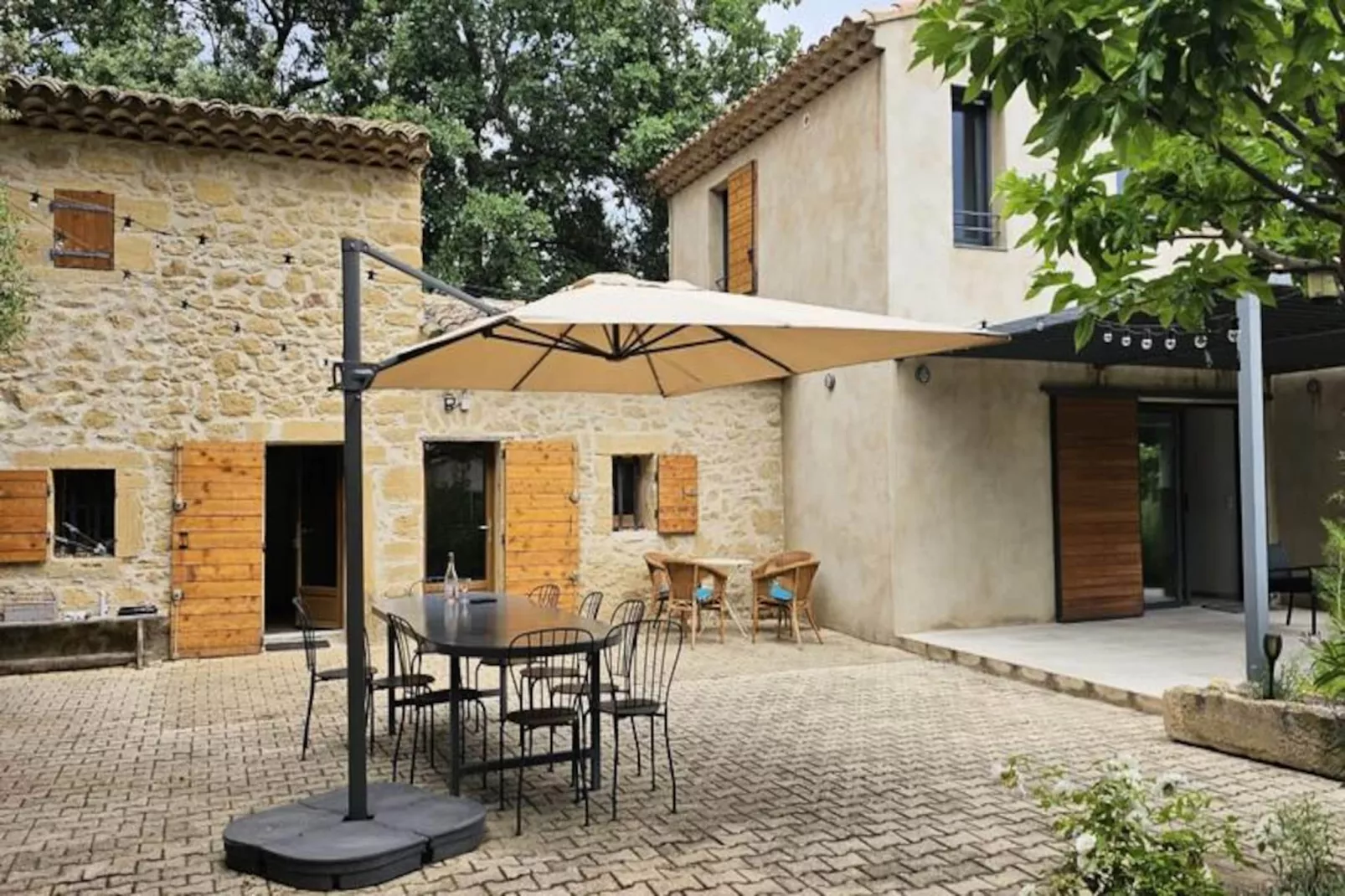 Vivez L'authenticit&eacute; &agrave; La Maison "au Pied Des Vignes"-Image-tags.