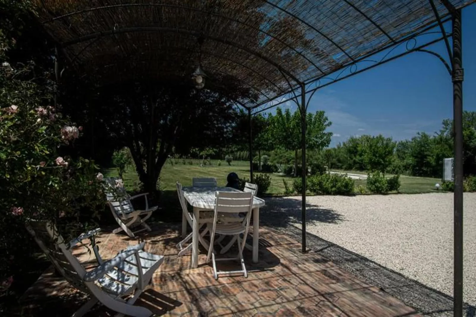 Maison De La  Bandine-Vue d'été