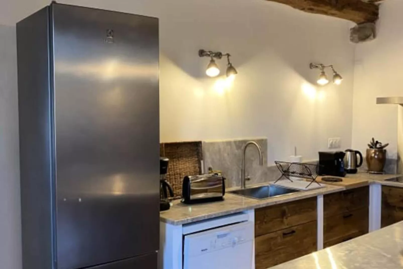 Mas Sylvie - Isle-sur-la-sorgue-Image-tags.