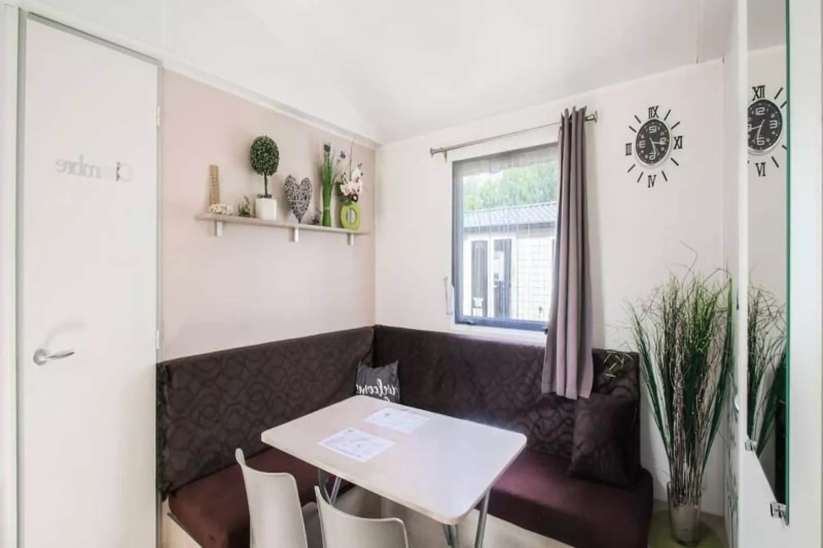 Mobil-home 6 pers. avec accès piscine et complexe aquatique-Extérieur été