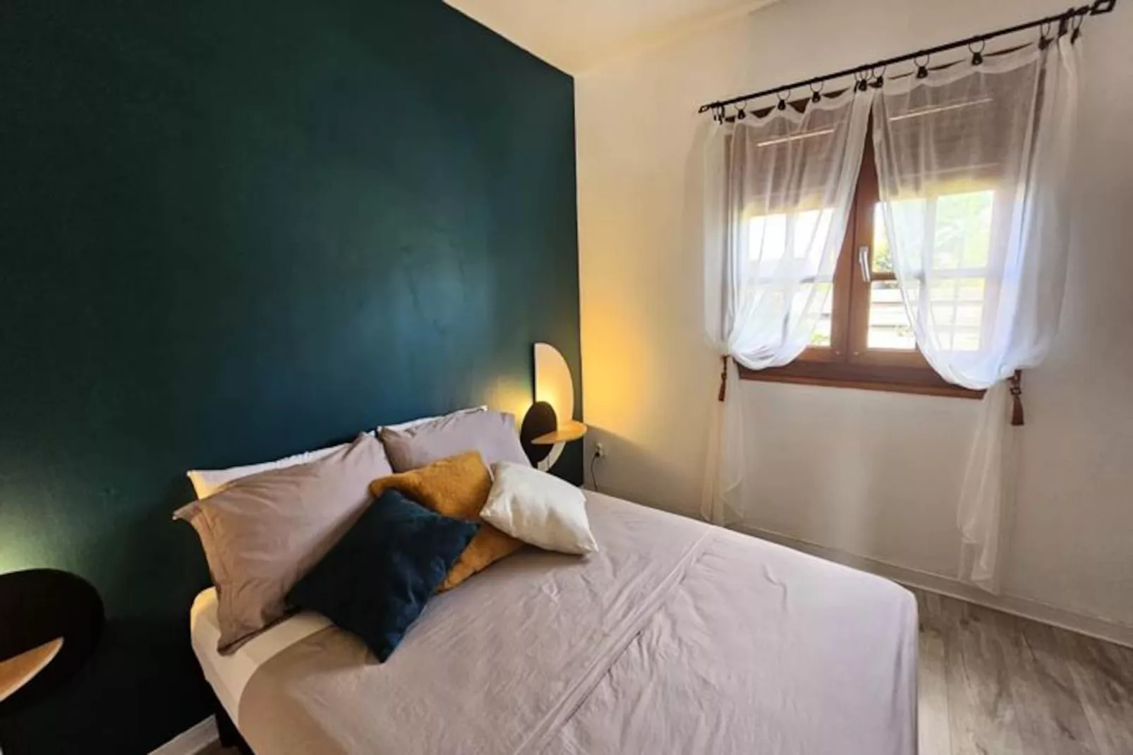 Villa Tyno-Image-tags.