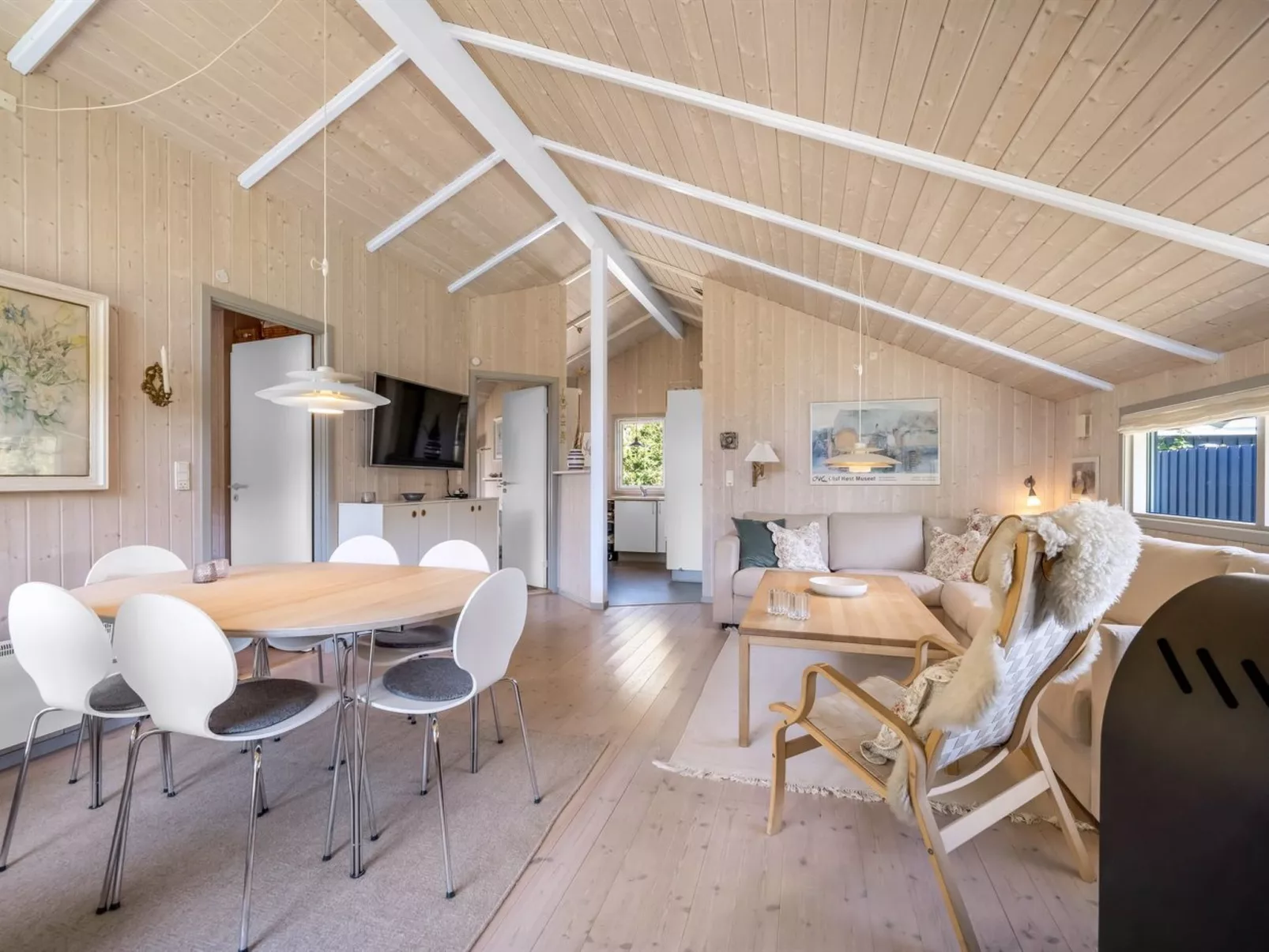 "Elba" - 275m to the fjord-Inside