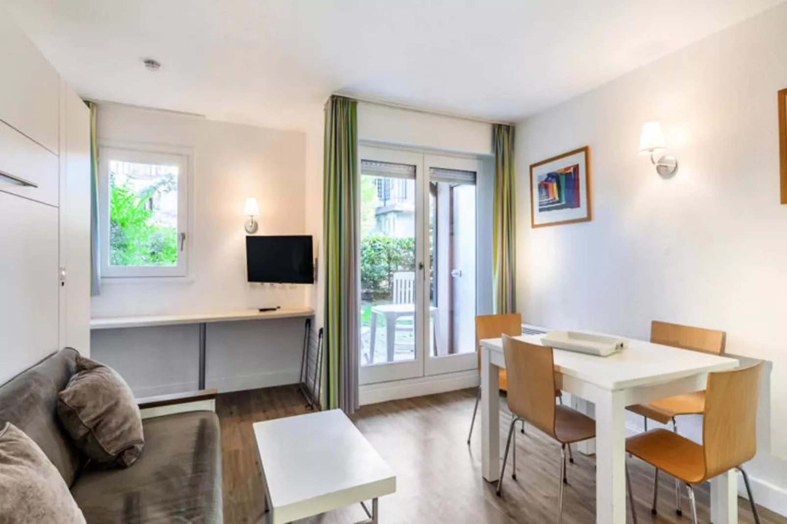 Résidence Les Embruns - maeva Home-Exterior in summer