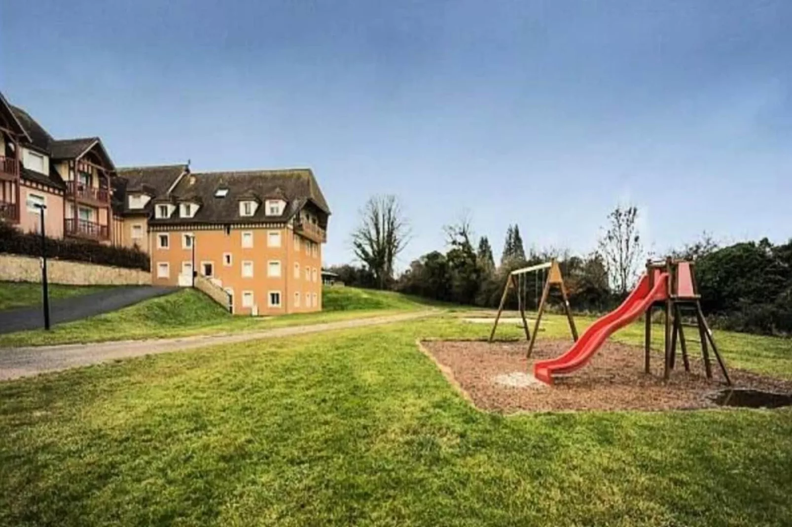 La Ferme de Deauville - maeva Home-Außenbereich Sommer